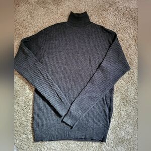 Vintage turtleneck